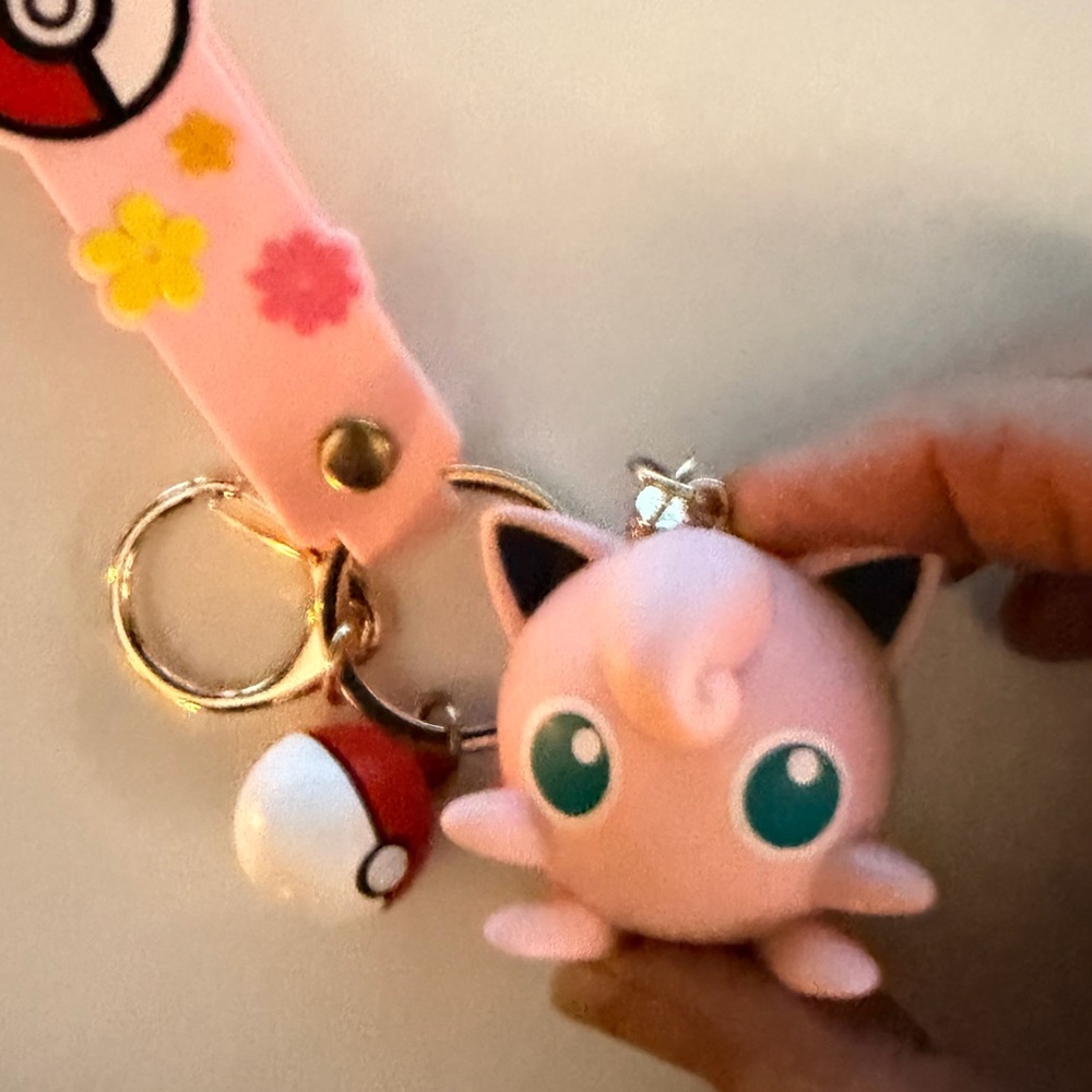 Pokémon Jiggypuff Keychain with Strap - Picture 2 of 8
